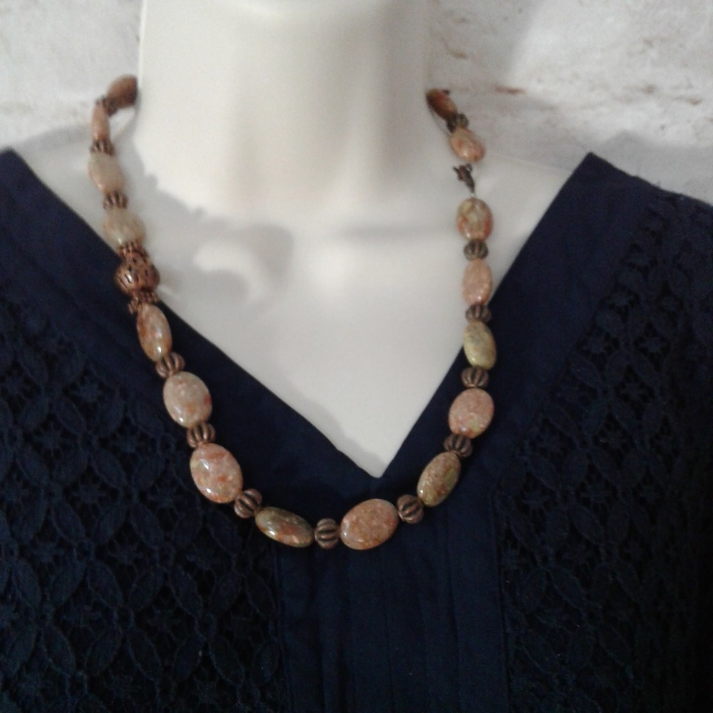 WOMEN'S  NECKLACE 18 INCH